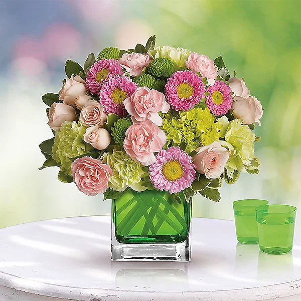 Elegant bouquet green and pink